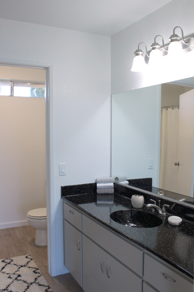 Take a tour today and view Interiors 5 for yourself at the Hesperia Regency Apartments
