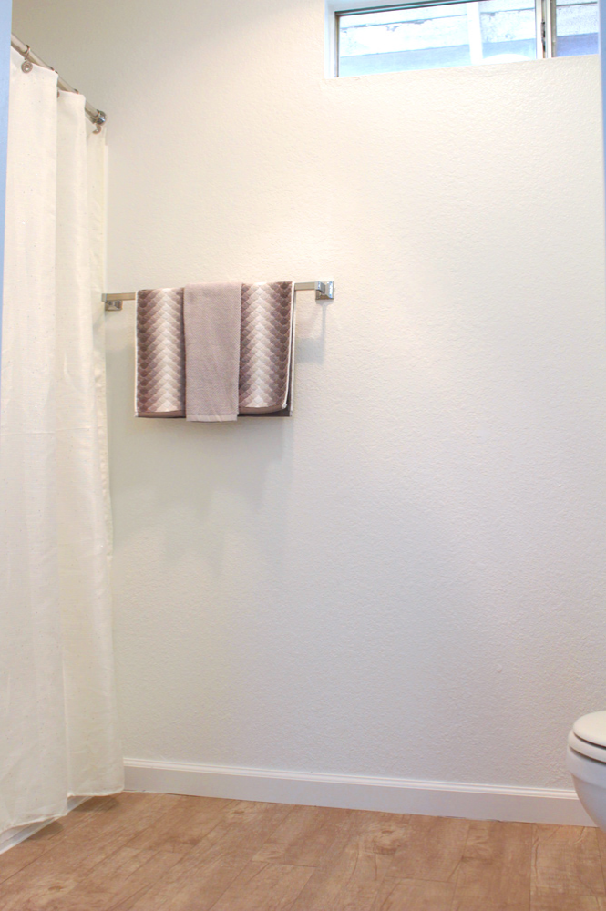 This Interiors 3 photo can be viewed in person at the Hesperia Regency Apartments, so make a reservation and stop in today.