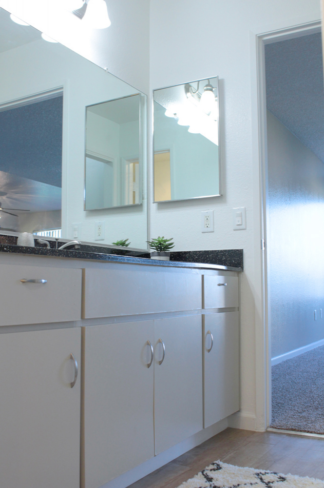 This image is the visual representation of Interiors 2 in Hesperia Regency Apartments.